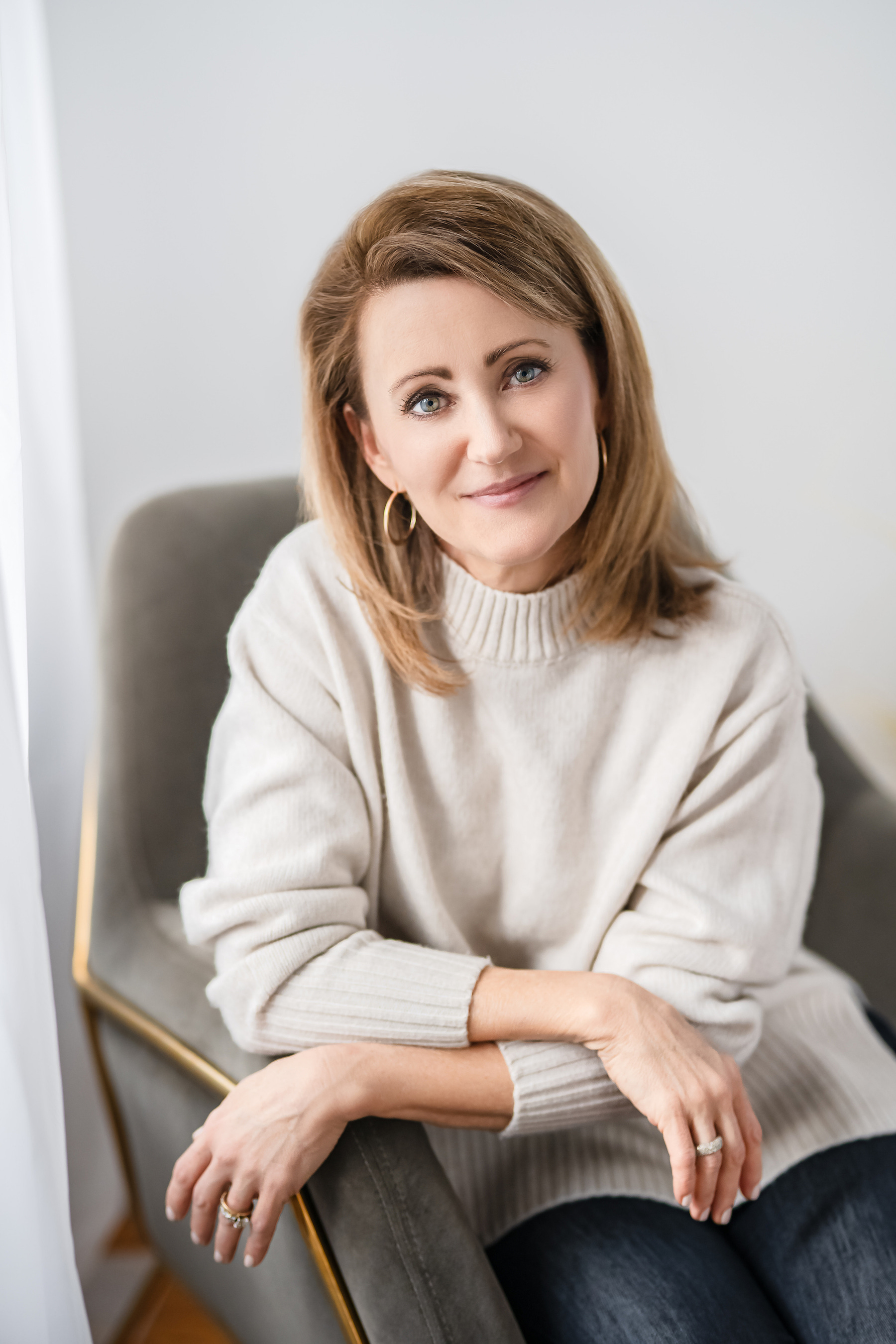 Leigh Livingston - b4gi9hq